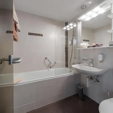 ホテル Relais Bayard Leuk