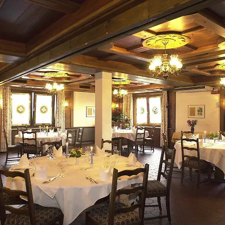 瑞莱斯贝亚德酒店 3*